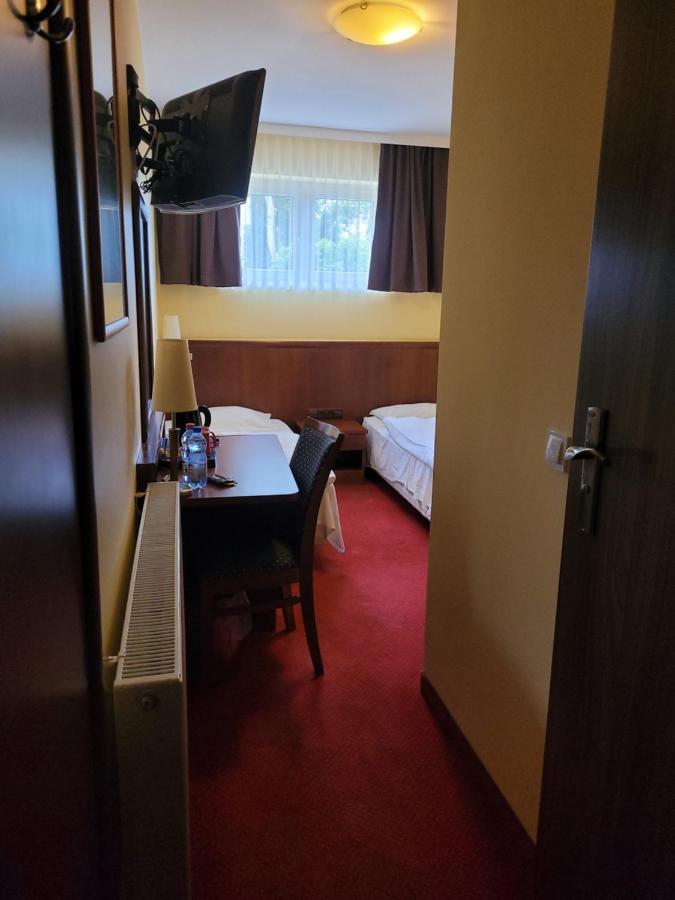 Virgo B&B Biznes Rumia Buitenkant foto