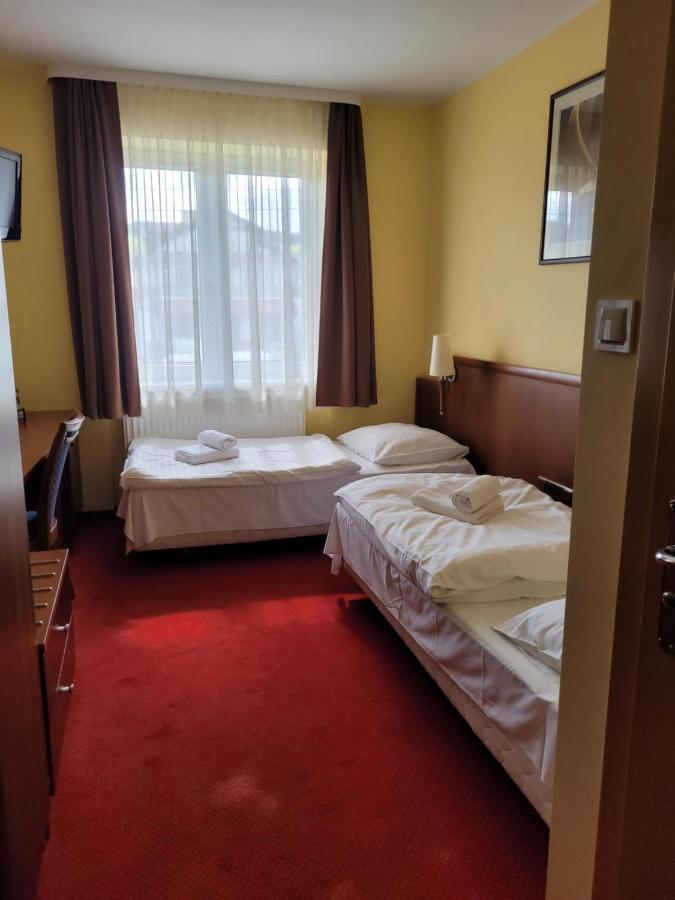 Virgo B&B Biznes Rumia Buitenkant foto