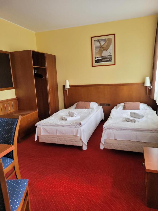 Virgo B&B Biznes Rumia Buitenkant foto