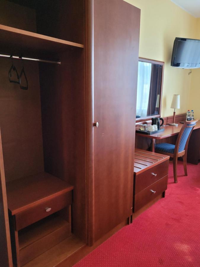 Virgo B&B Biznes Rumia Buitenkant foto